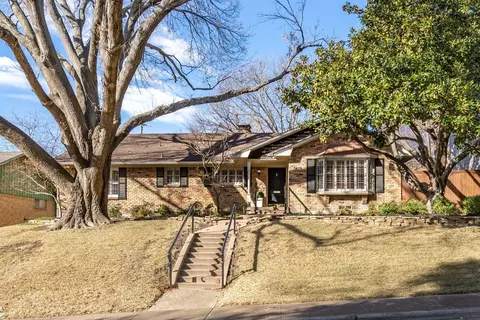 9619 Meadowhill Dr, Dallas, TX 75238