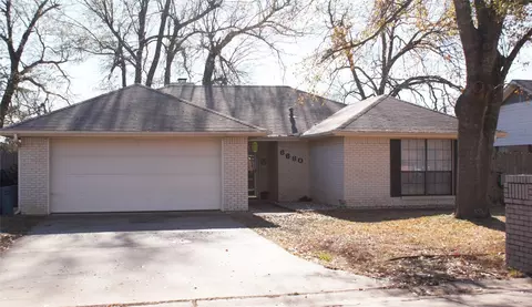 6680 Pecan Pl, Reno, TX 75462