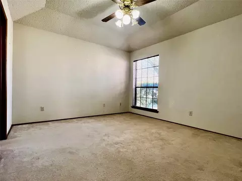 1010 Thistle Dr, Mesquite, TX 75149 photo 10