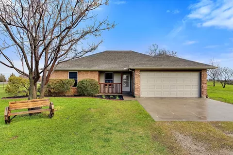 154 Ladonna Ct, Decatur, TX 76234