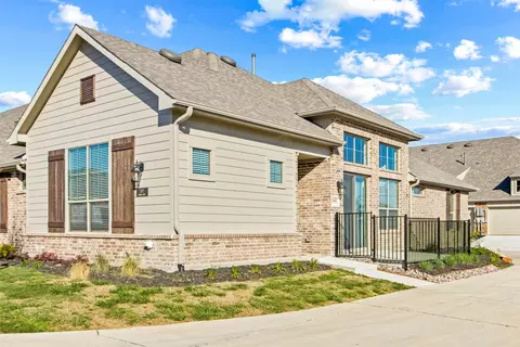 2612 Chablis Dr, Grand Prairie, TX 75054