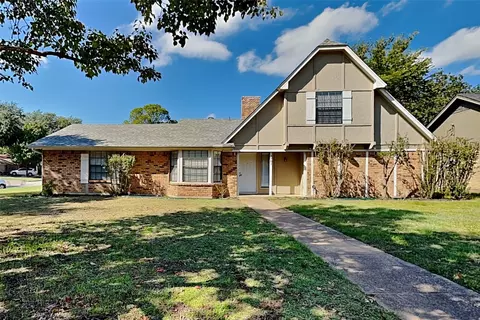 3701 Melstone Dr, Arlington, TX 76016