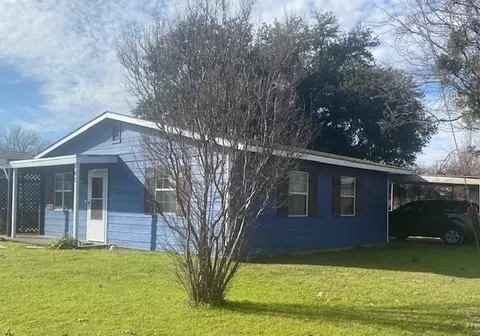 902 Turner St, Cleburne, TX 76033