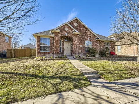 4515 Grantham Dr, Garland, TX 75043