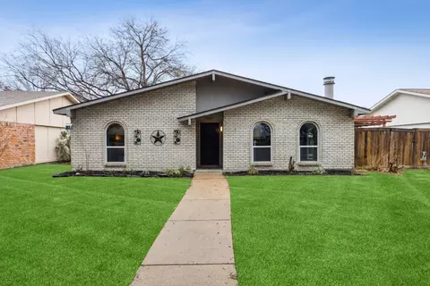 5057 Arbor Glen Rd, The Colony, TX 75056