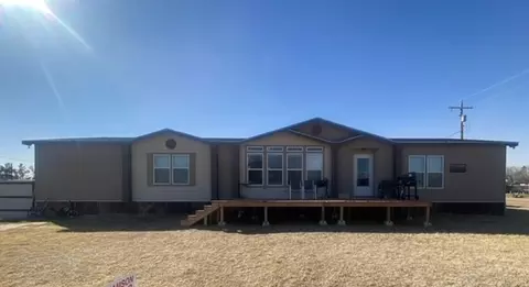 403 S Walton St, Roby, TX 79543