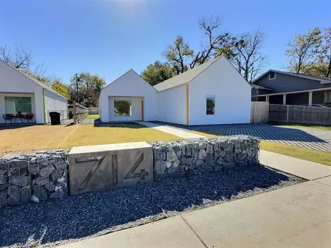 714 W Sears St, Denison, TX 75020