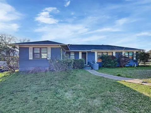 10455 Brockbank Dr, Dallas, TX 75229