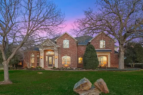 2812 Guardian Ct, Flower Mound, TX 75022