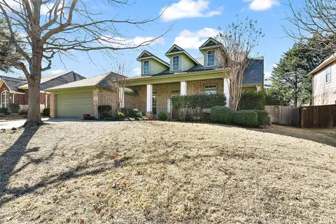941 Fall Crk, Grapevine, TX 76051