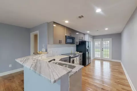1603 Monroe St, Commerce, TX 75428 photo 5