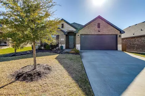 123 Old Spanish Trl, Waxahachie, TX 75167