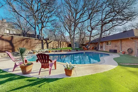 3605 Yachtclub Dr, Arlington, TX 76016