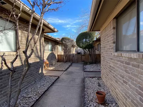 106 Priddy Ln #A B C D, Fort Worth, TX 76114