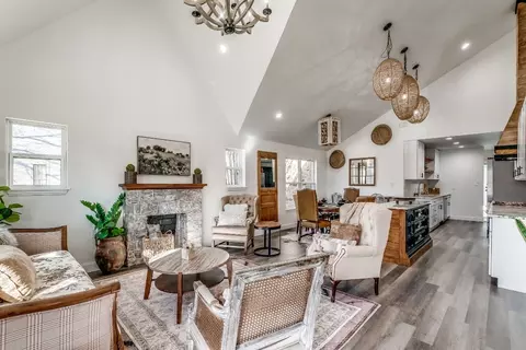 406 W Bridge St, Weatherford, TX 76086