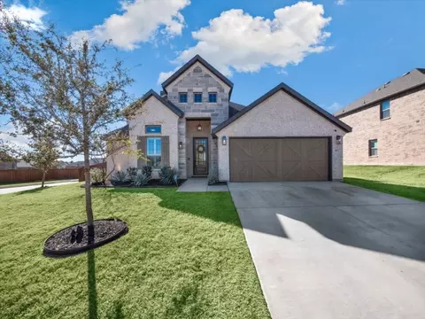 3822 Grove Valley Rd, Midlothian, TX 76065