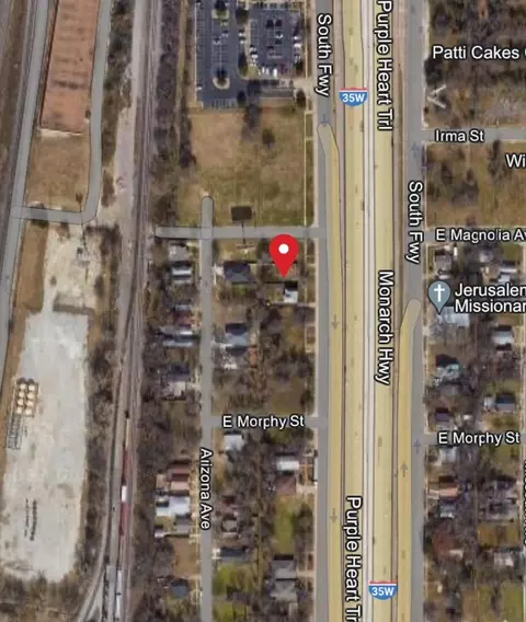 1304 South Fwy, Fort Worth, TX 76104