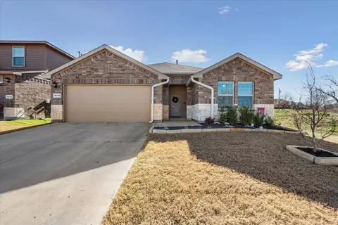 10234 Fort Brown Trl, Crowley, TX 76036