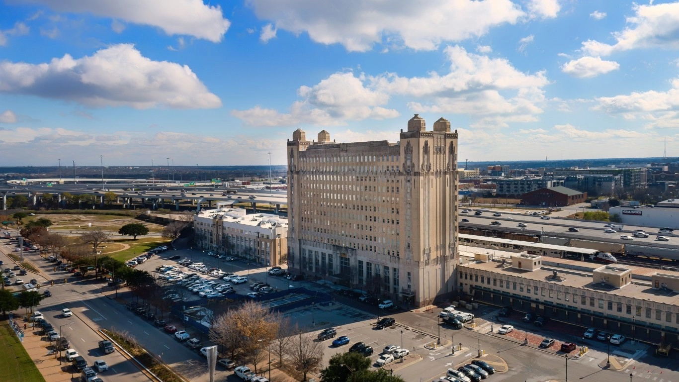 201 W Lancaster Ave Unit 409  