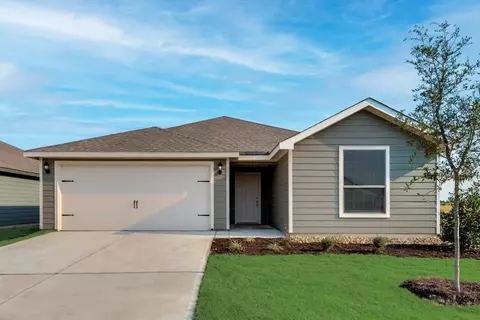 8233 Ravalli St, Ponder, TX 76259