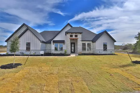 1313 Green Rdg, Weatherford, TX 76088
