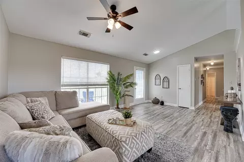 205 Butler Rd, Maypearl, TX 76064