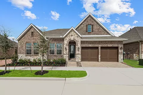 2031 Spotted Fawn Dr, Arlington, TX 76005