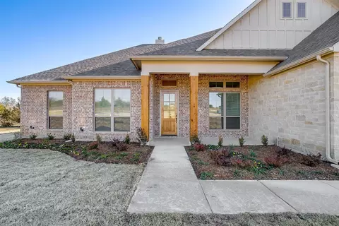 1024 Gatlin Cir, Springtown, TX 76082