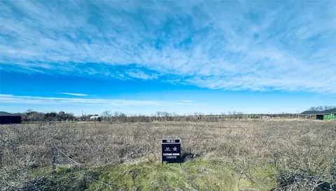 1507 New Hope Rd, Gunter, TX 75058