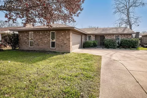 10426 Harvest Rd, Dallas, TX 75217