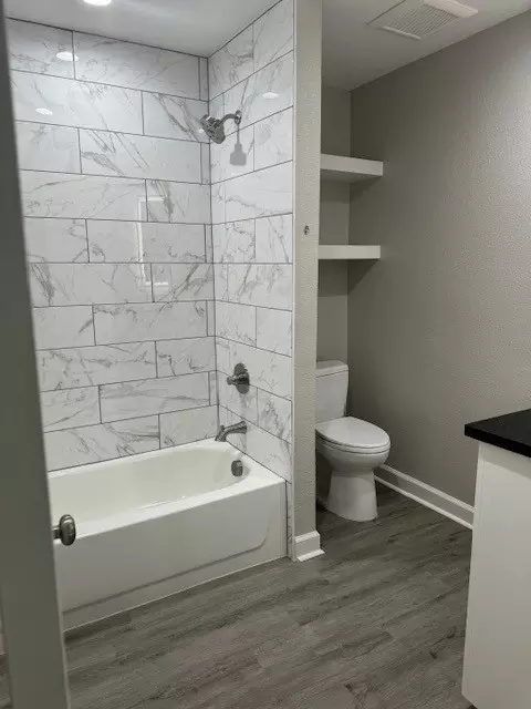 Bath - 509 Abney St, Gilmer, TX 75644 photo 1 of 3