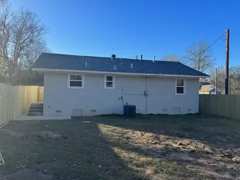 Exterior - 509 Abney St, Gilmer, TX 75644 photo 6 of 6