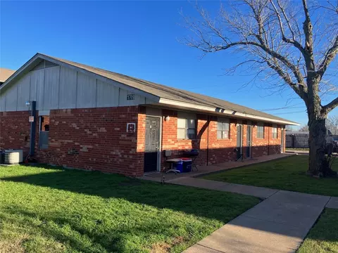 1709 Short St, Cleburne, TX 76033