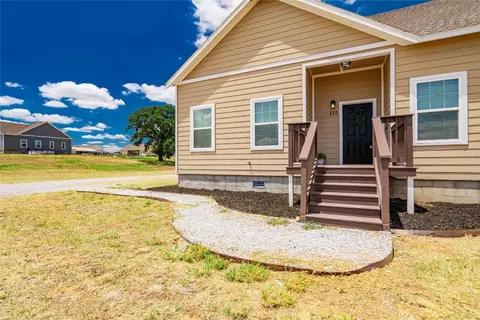 115 Dove Ln, Boyd, TX 76023