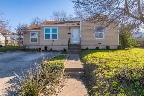 4709 Fairfax St, Fort Worth, TX 76116