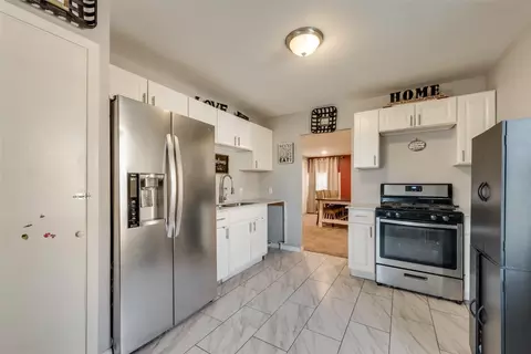 1215 N Prairie Creek Rd, Dallas, TX 75217