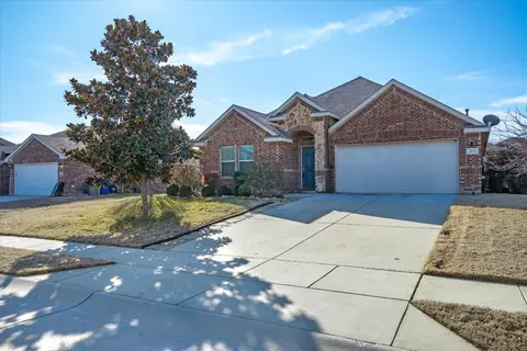 3113 Flowering Springs Dr, Forney, TX 75126