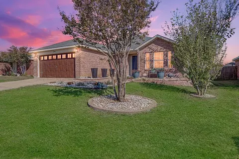 1036 Stockton Dr, Burleson, TX 76028