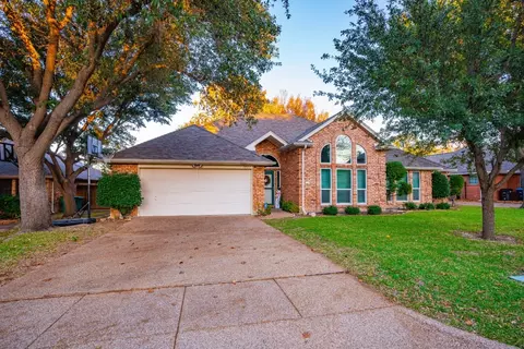 7017 Tameron Trl, Fort Worth, TX 76132