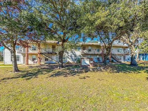 301 S 3rd St, Wortham, TX 76693