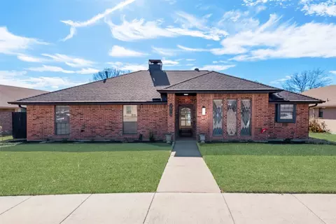 3510 Faulkner Dr, Rowlett, TX 75088