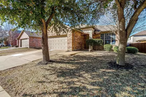12512 Patnoe Dr, Burleson, TX 76028