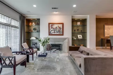 9246 Esplanade Dr, Dallas, TX 75220
