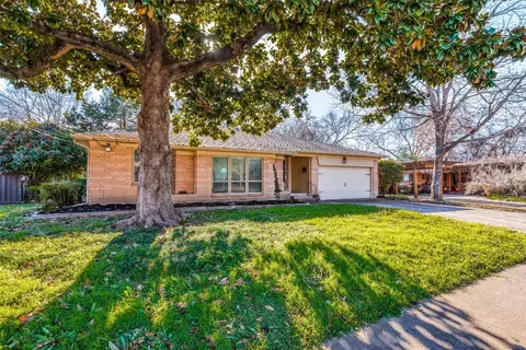 2234 Springhill Dr, Dallas, TX 75228