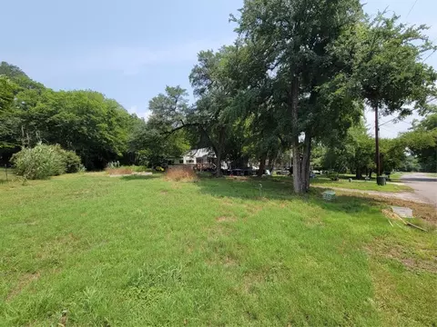 9242 Watercress Dr #4, Lakeside, TX 76135