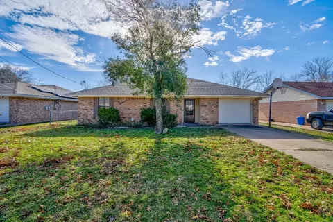 4003 Treasure Island Rd, Bellmead, TX 76705