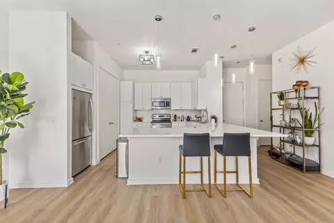 2950 Mckinney Ave #205, Dallas, TX 75204