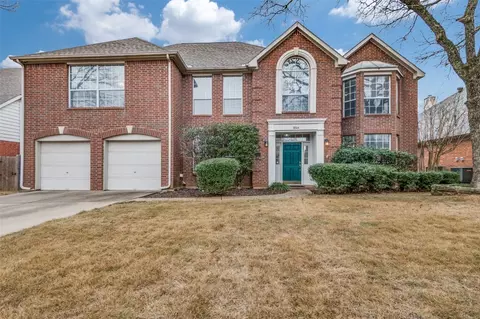 3804 Cherokee Dr, Bedford, TX 76021