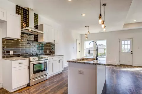2315 Pedernales Ct, Granbury, TX 76048