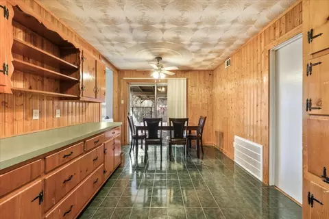 1611 Frederick St, Lancaster, TX 75134 photo 4
